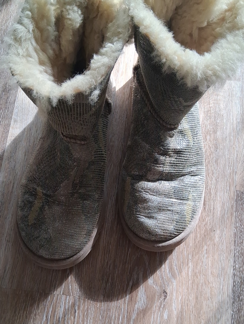 Women Cozy Faux-Shearling Winter Boots - Taupe